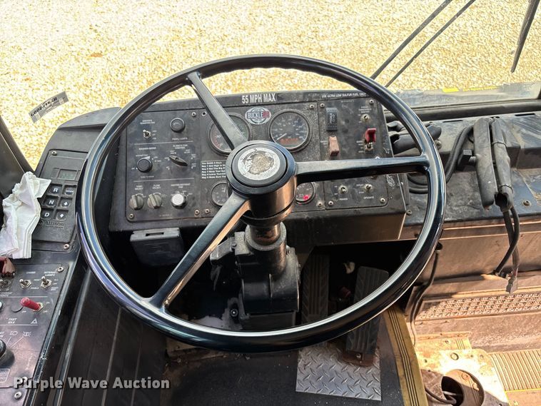 image for item EV3003 2010 Gillig G27D102N4   transit bus