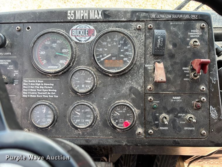 image for item EV3003 2010 Gillig G27D102N4   transit bus