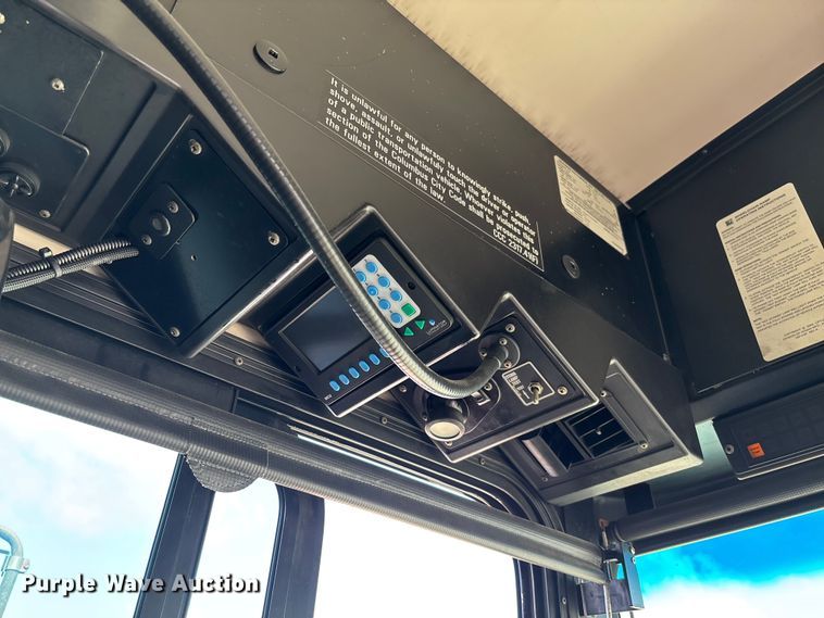 image for item EV3003 2010 Gillig G27D102N4   transit bus