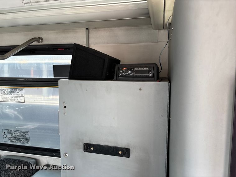 image for item EV3003 2010 Gillig G27D102N4   transit bus