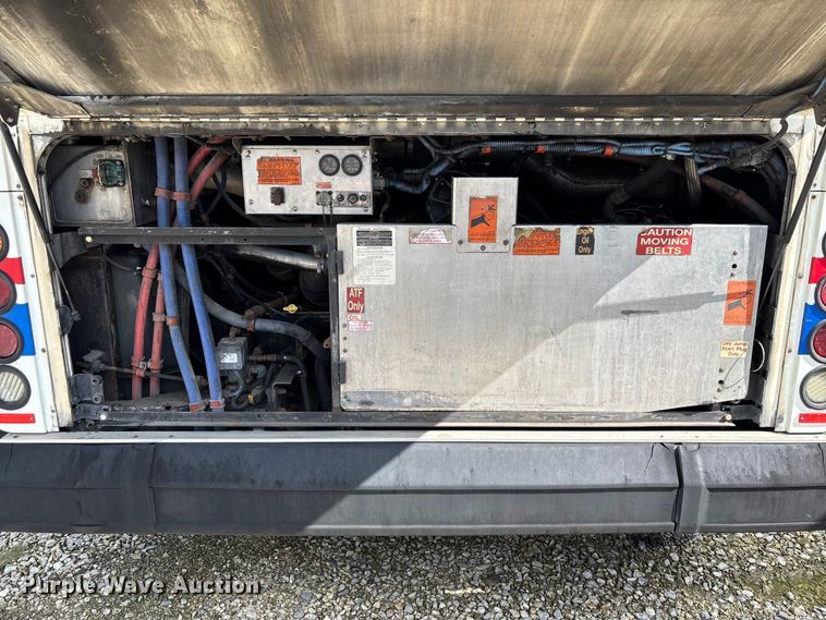 image for item EV3003 2010 Gillig G27D102N4   transit bus