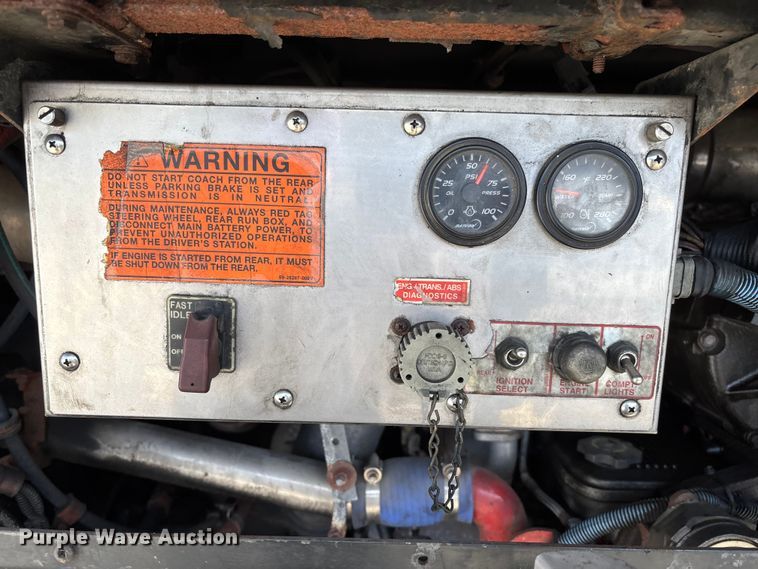 image for item EV3003 2010 Gillig G27D102N4   transit bus