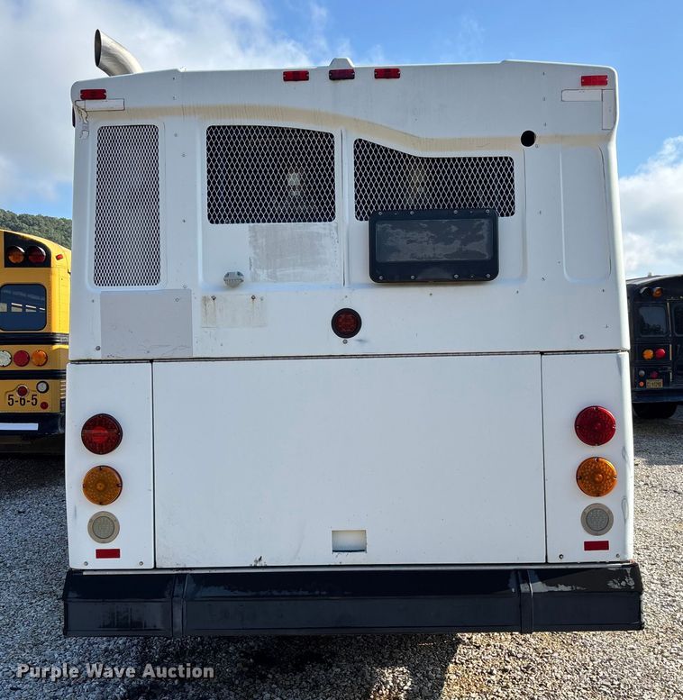 image for item EV3004 2005 Orion VII transit bus