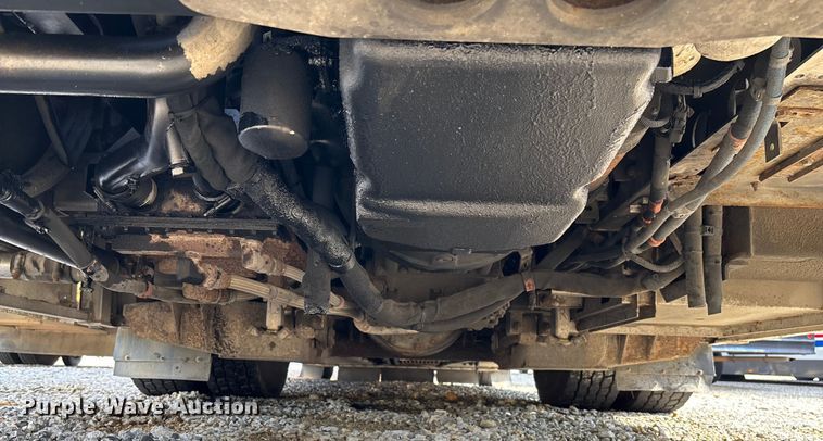 image for item EV3004 2005 Orion VII transit bus