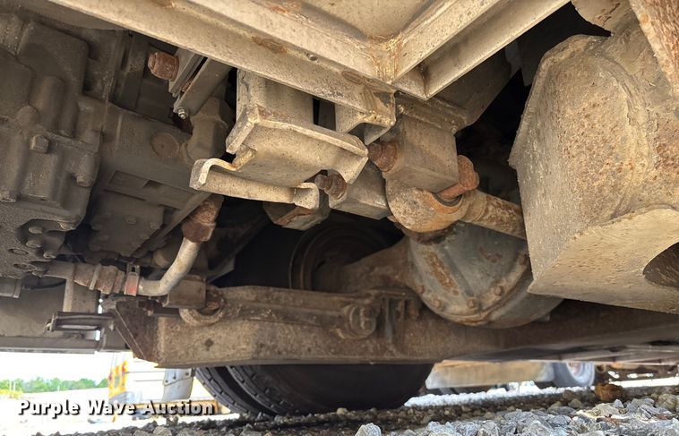 image for item EV3004 2005 Orion VII transit bus