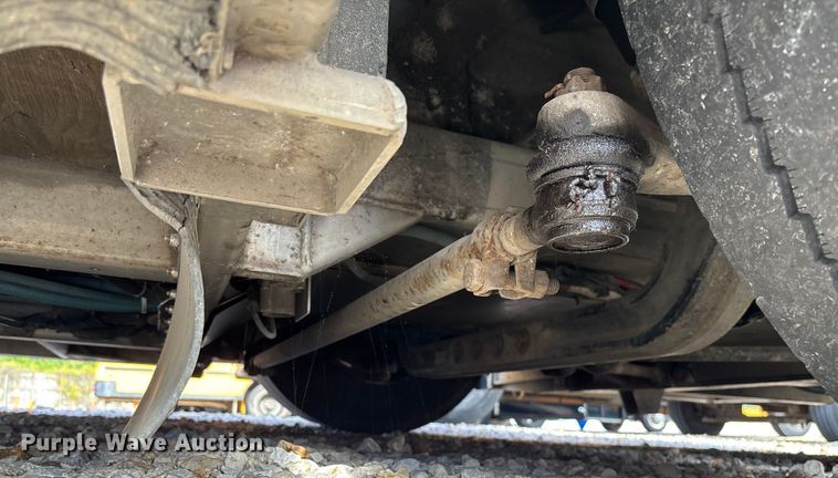 image for item EV3004 2005 Orion VII transit bus