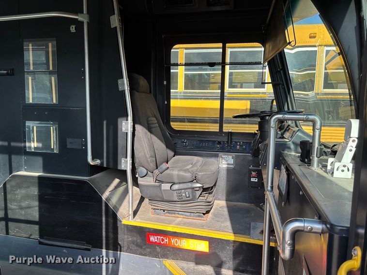 image for item EV3004 2005 Orion VII transit bus