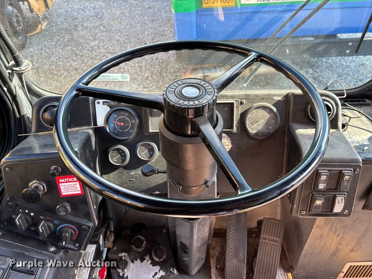 image for item EV3004 2005 Orion VII transit bus