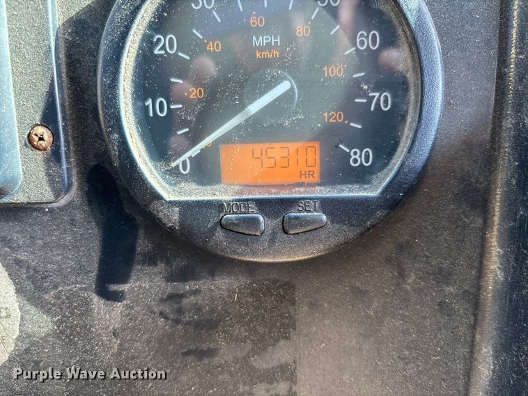 image for item EV3004 2005 Orion VII transit bus