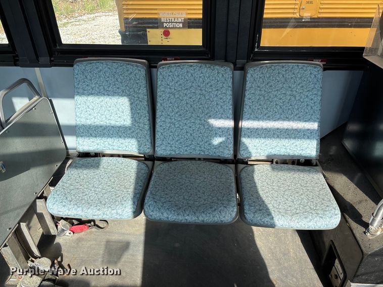 image for item EV3004 2005 Orion VII transit bus