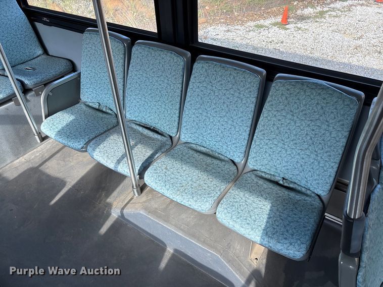 image for item EV3004 2005 Orion VII transit bus