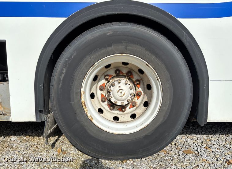 image for item EV3004 2005 Orion VII transit bus