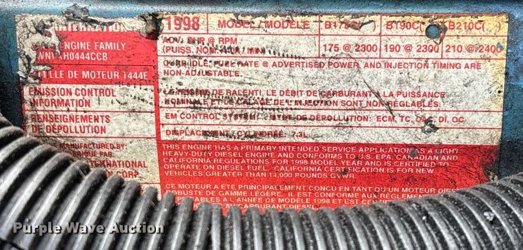 image for item EV3005 2000 International 3400 transit bus