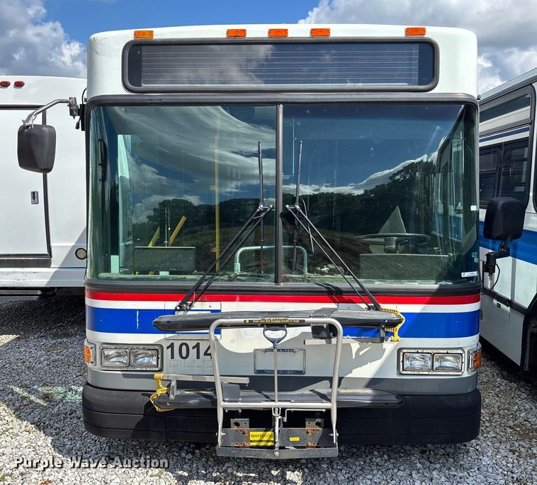 image for item EV3006 2010 Gillig G27D102N4 transit bus