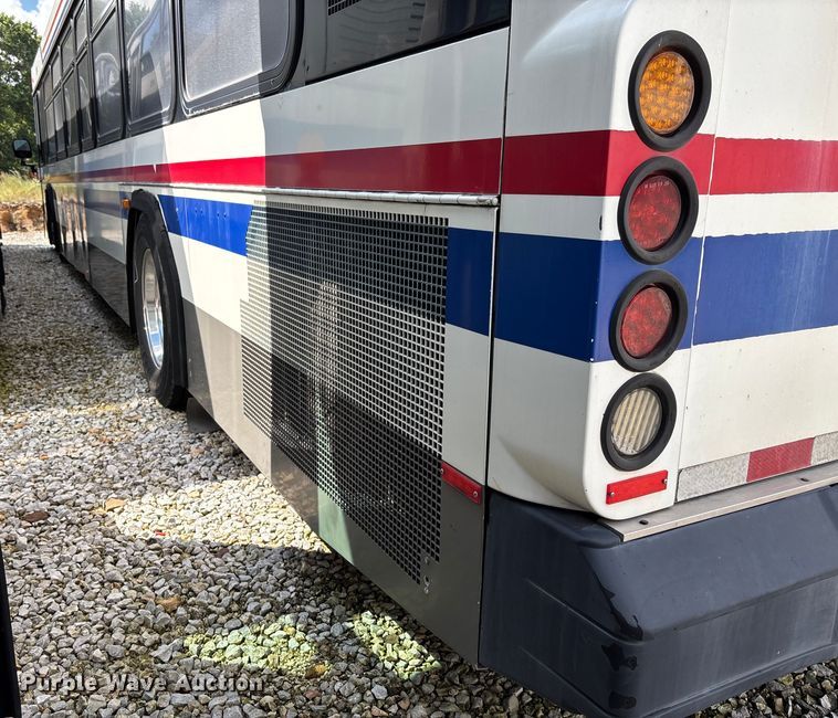 image for item EV3006 2010 Gillig G27D102N4 transit bus