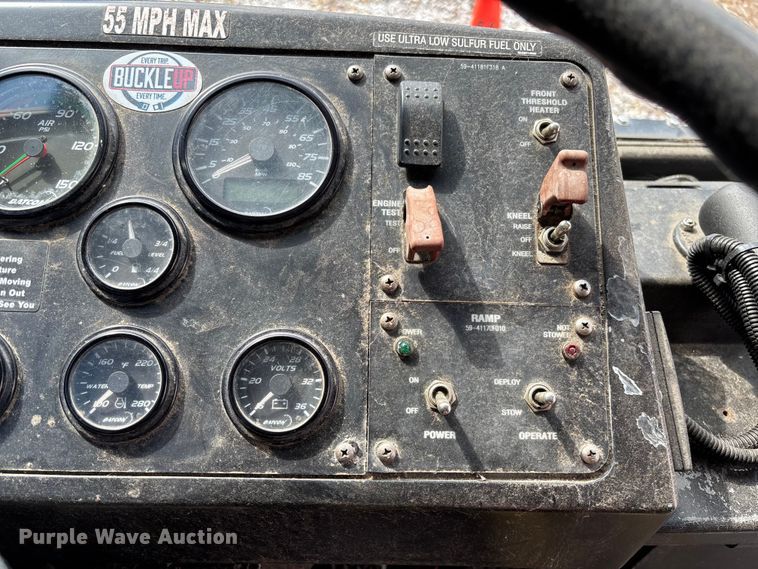 image for item EV3006 2010 Gillig G27D102N4 transit bus