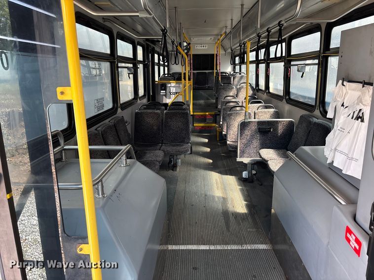 image for item EV3006 2010 Gillig G27D102N4 transit bus