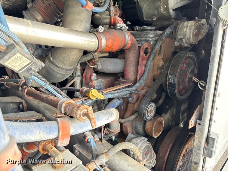 image for item EV3006 2010 Gillig G27D102N4 transit bus