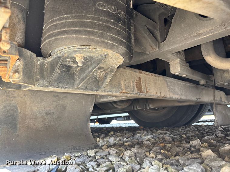 image for item EV3007 2003 North American Bus Industries SHF40 transit bus