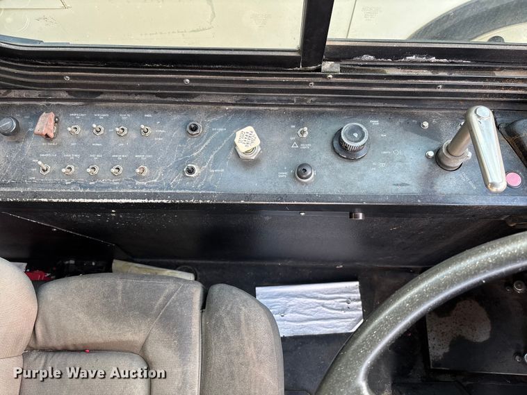 image for item EV3007 2003 North American Bus Industries SHF40 transit bus