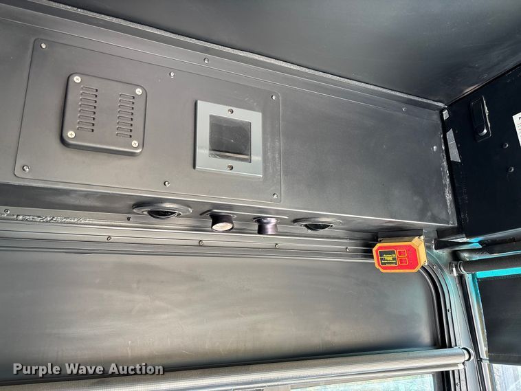 image for item EV3007 2003 North American Bus Industries SHF40 transit bus