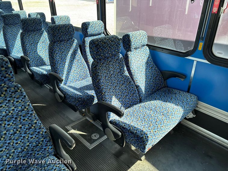 image for item EV3007 2003 North American Bus Industries SHF40 transit bus