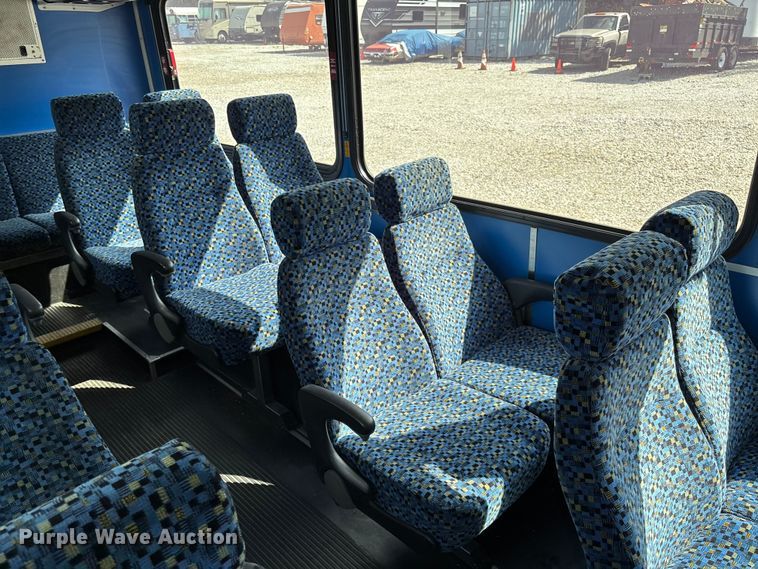 image for item EV3007 2003 North American Bus Industries SHF40 transit bus