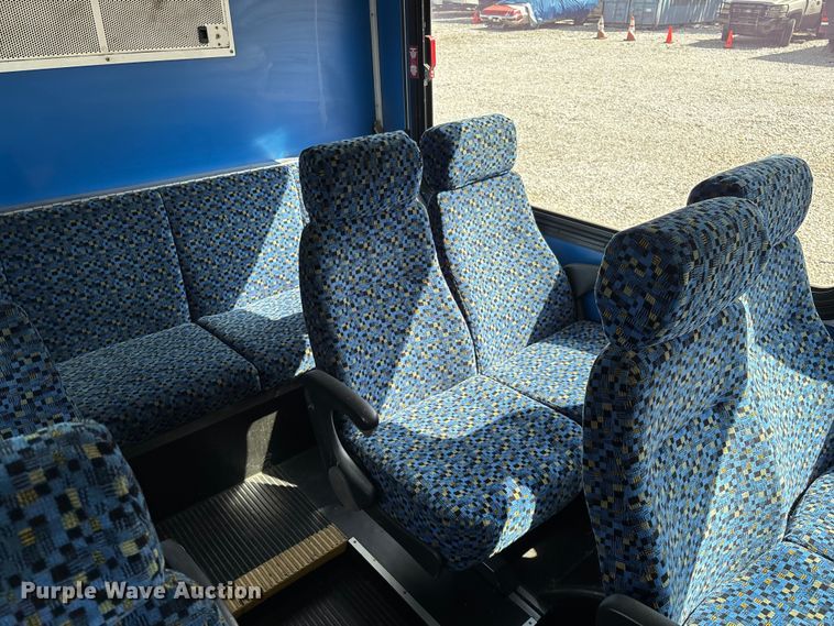 image for item EV3007 2003 North American Bus Industries SHF40 transit bus