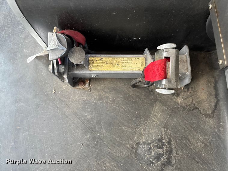 image for item EV3007 2003 North American Bus Industries SHF40 transit bus