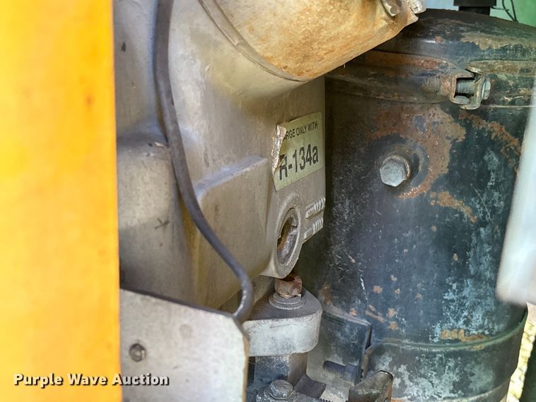 image for item EV3007 2003 North American Bus Industries SHF40 transit bus