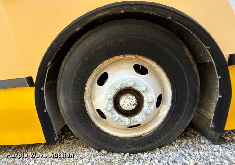 image for item EV3007 2003 North American Bus Industries SHF40 transit bus