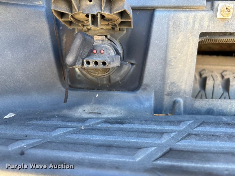 image for item EV3008 2013 Chevrolet Silverado 1500 pickup truck