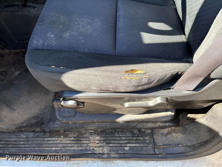 image for item EV3008 2013 Chevrolet Silverado 1500 pickup truck