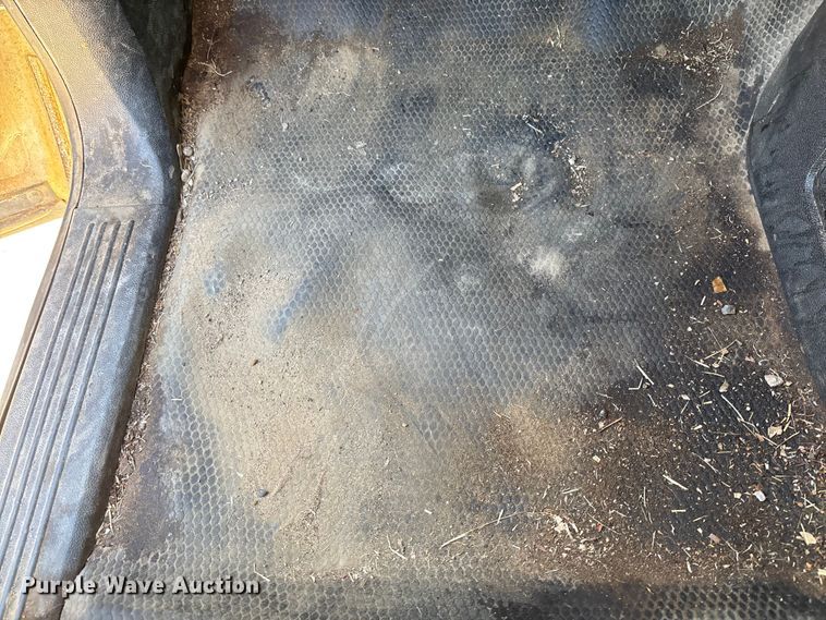 image for item EV3008 2013 Chevrolet Silverado 1500 pickup truck