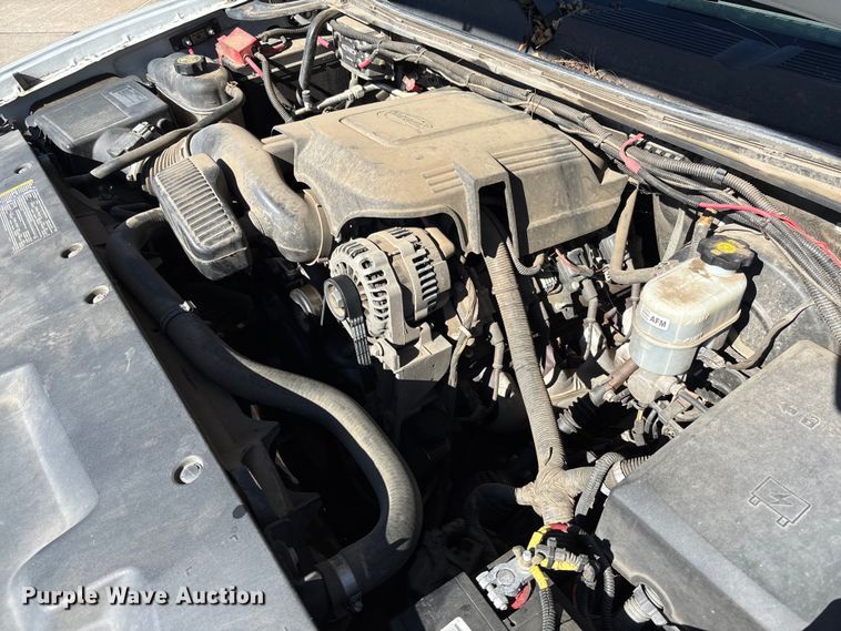 image for item EV3008 2013 Chevrolet Silverado 1500 pickup truck