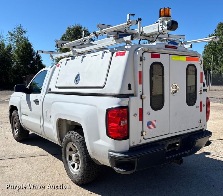 image for item EV3009 2015 Chevrolet Silverado pickup truck