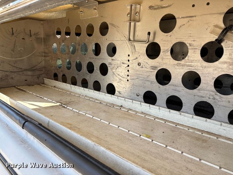 image for item EV3009 2015 Chevrolet Silverado pickup truck