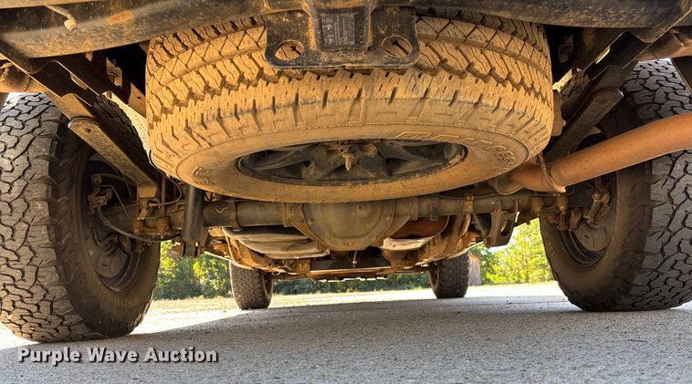 image for item EV3009 2015 Chevrolet Silverado pickup truck