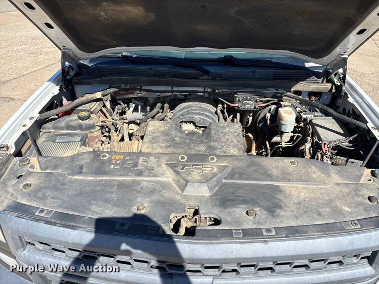 image for item EV3009 2015 Chevrolet Silverado pickup truck