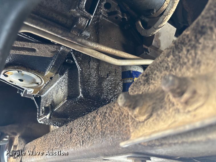 image for item EV3009 2015 Chevrolet Silverado pickup truck