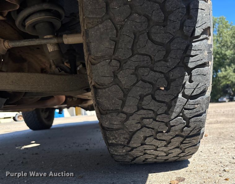 image for item EV3009 2015 Chevrolet Silverado pickup truck