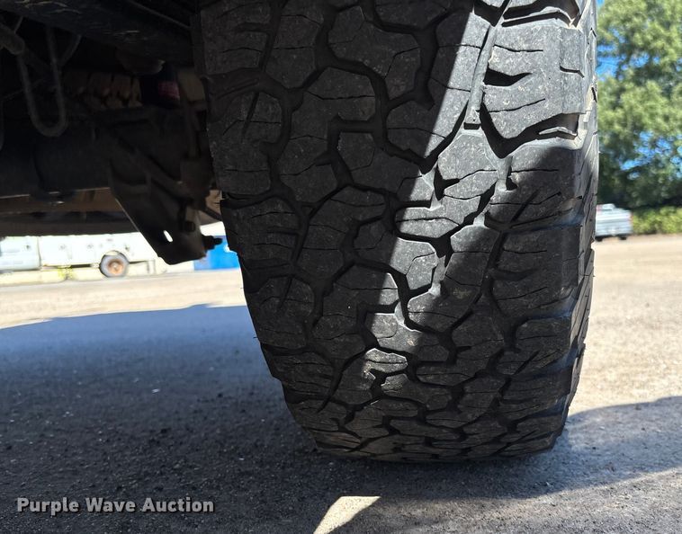 image for item EV3009 2015 Chevrolet Silverado pickup truck