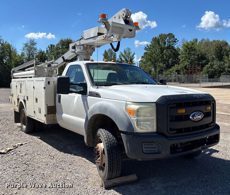 image for item EV3011 2011 Ford F450 Super Duty bucket truck