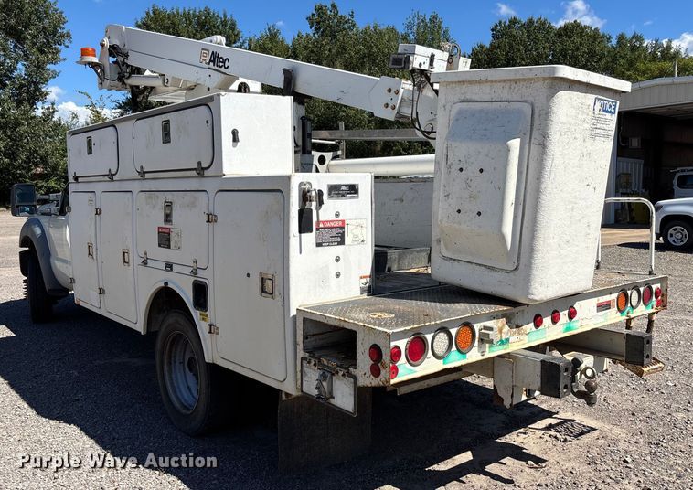 image for item EV3011 2011 Ford F450 Super Duty bucket truck