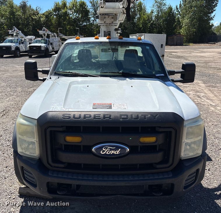 image for item EV3011 2011 Ford F450 Super Duty bucket truck