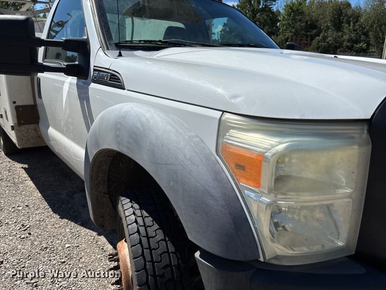 image for item EV3011 2011 Ford F450 Super Duty bucket truck