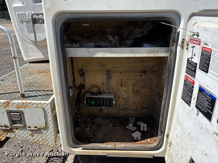 image for item EV3011 2011 Ford F450 Super Duty bucket truck