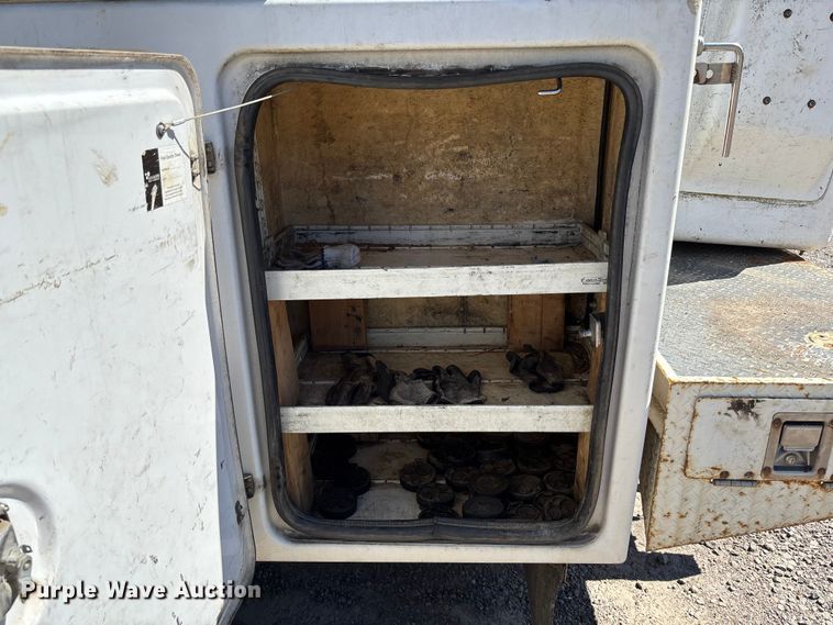 image for item EV3011 2011 Ford F450 Super Duty bucket truck