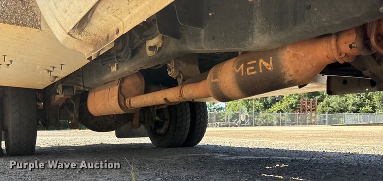 image for item EV3011 2011 Ford F450 Super Duty bucket truck