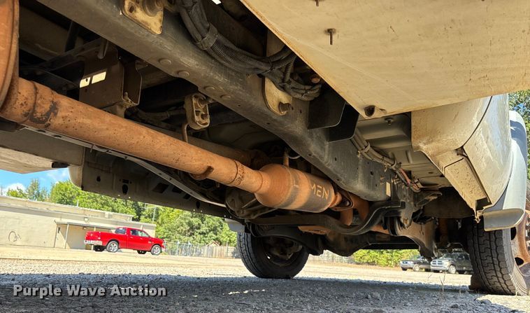 image for item EV3011 2011 Ford F450 Super Duty bucket truck